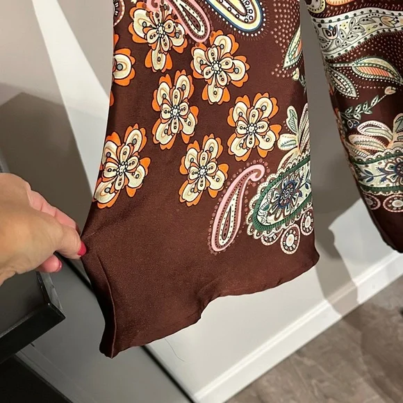 Nasty Gal Brien Paisley Print boho mini shift Dress with bell sleeves size 6 - Picture 5 of 13